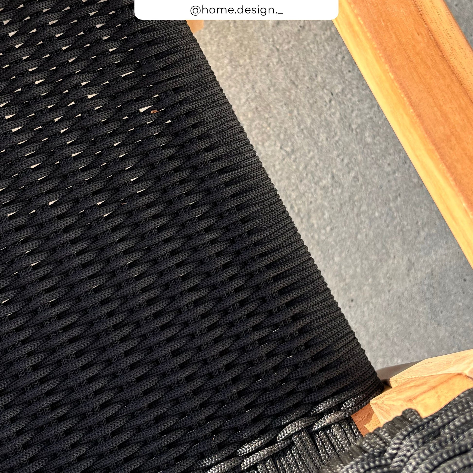 2 chaises de jardin kapua bois et noir exterieur