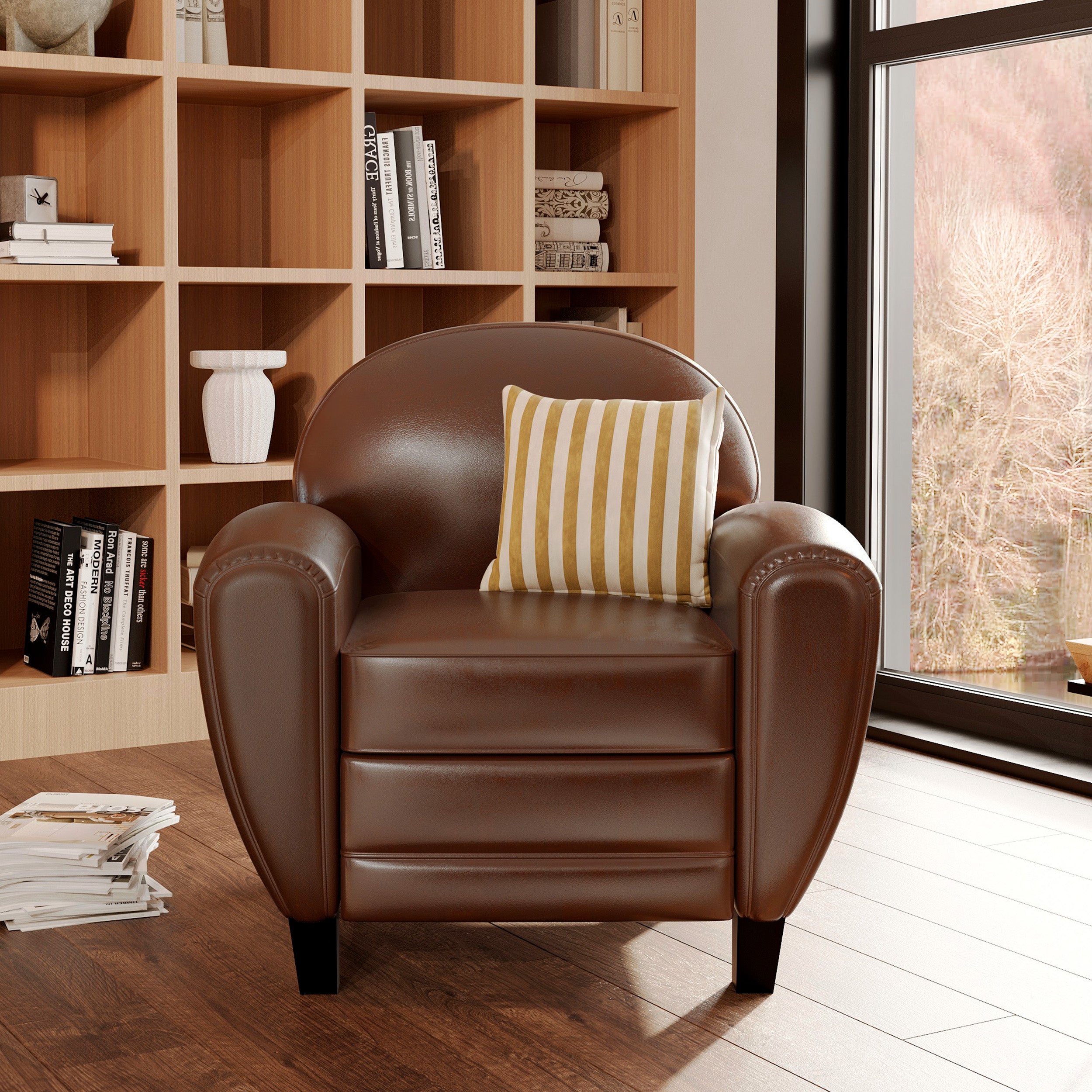Fauteuil Club en croute de cuir enduite marron vintage