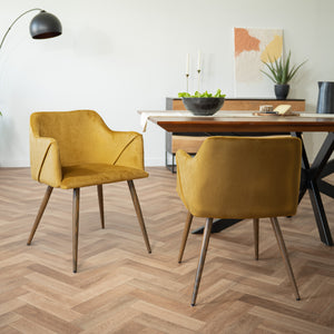 chaise velours jaune pieds bois lot de 2 ambiance