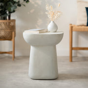 table appoint en beton blanc samui carre