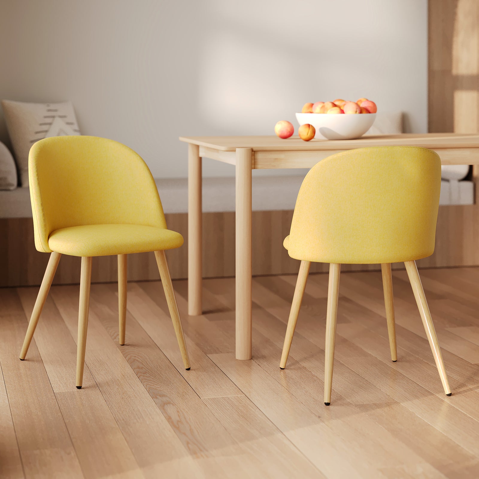2 chaises en tissu jaune cozy rdv deco