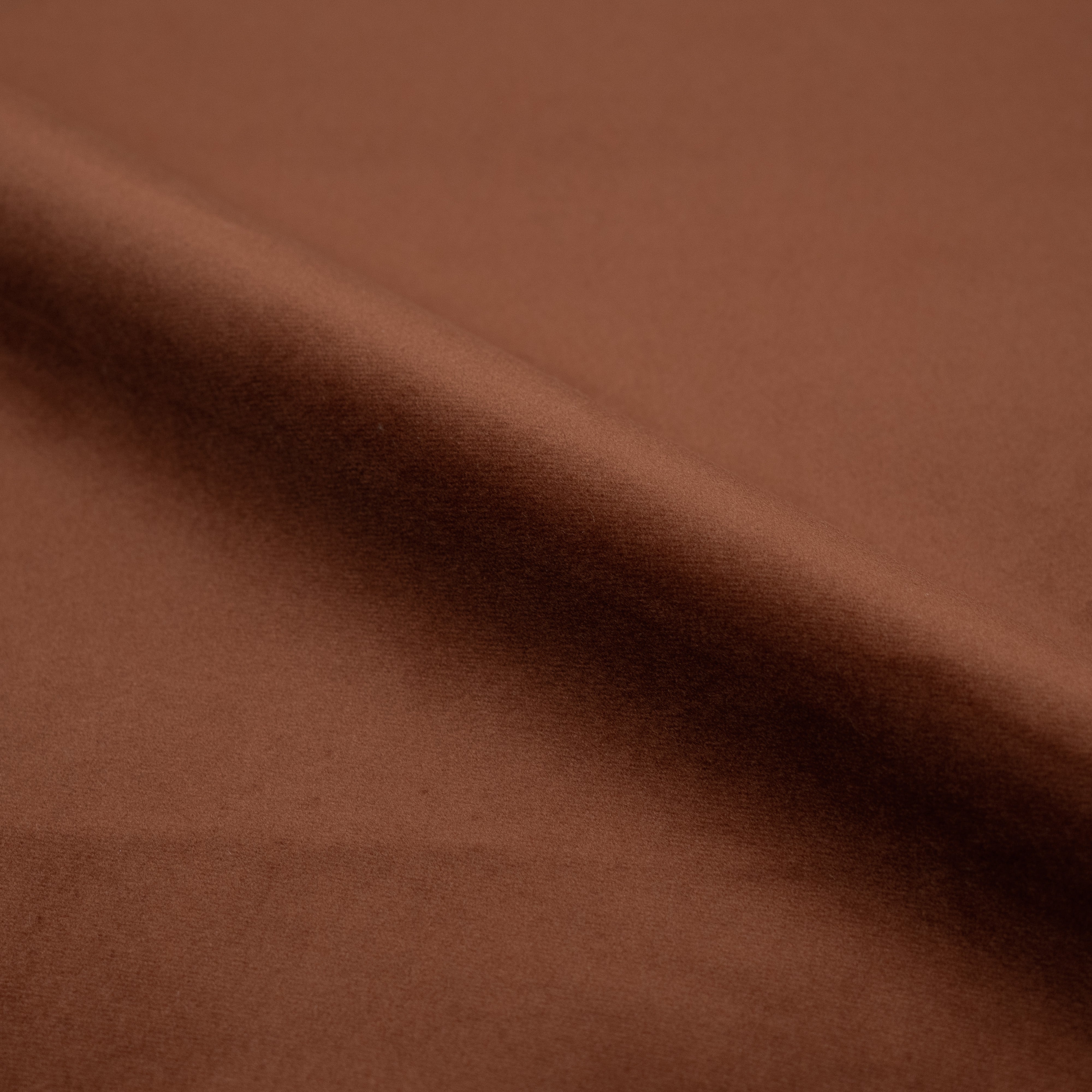 Lot de 2 chaises Esmée en velours terracotta et bois de noyer