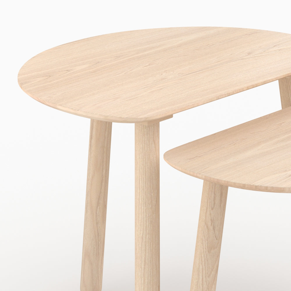 2 tables bois clair bois de frene salon