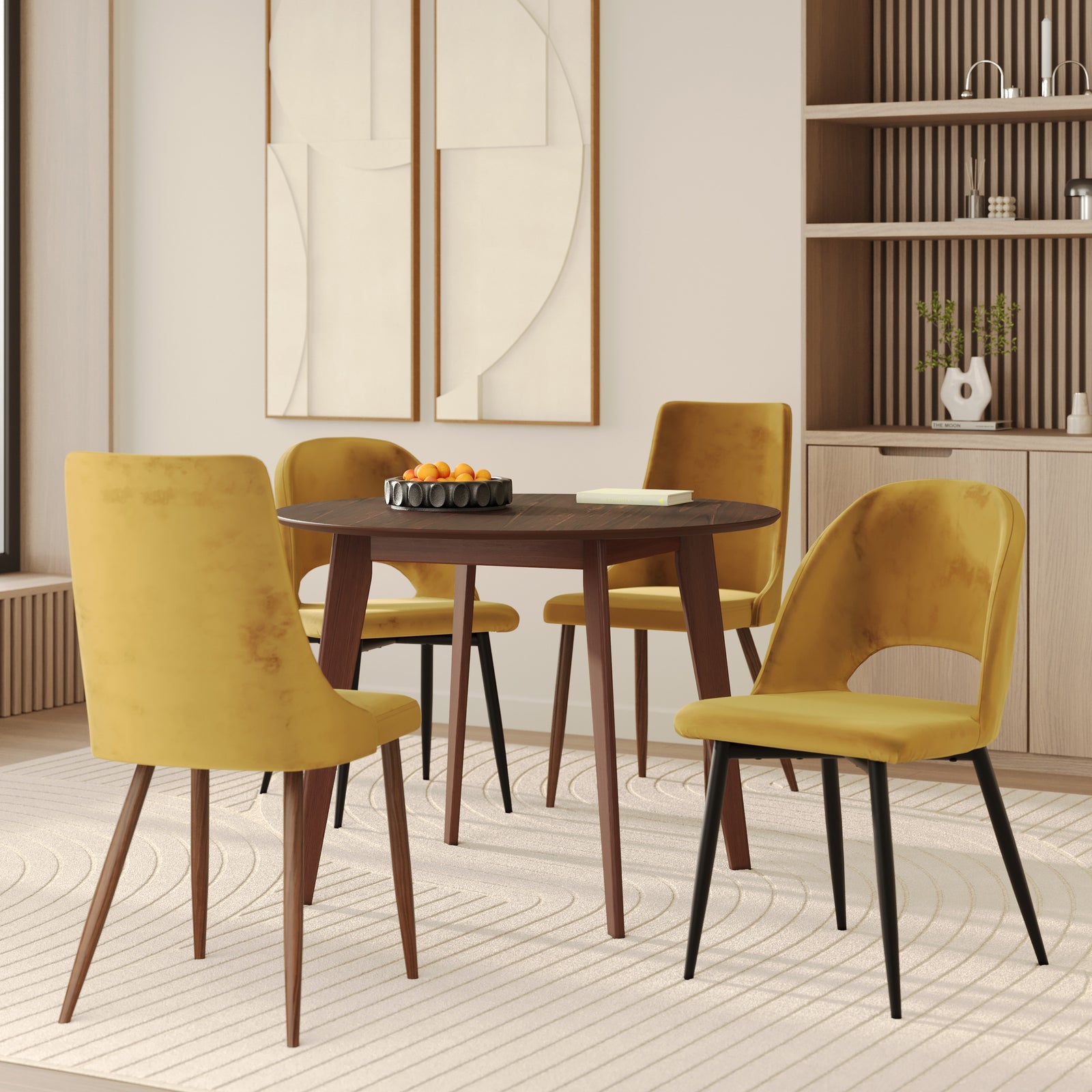 4 chaises en velours jaune peneloppe rdv deco