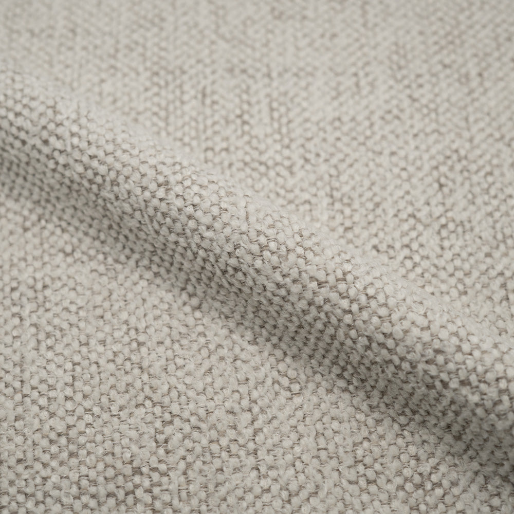 Lot de 2 chaises Aura en tissu texturé blanc cassé, pieds en métal effet bois