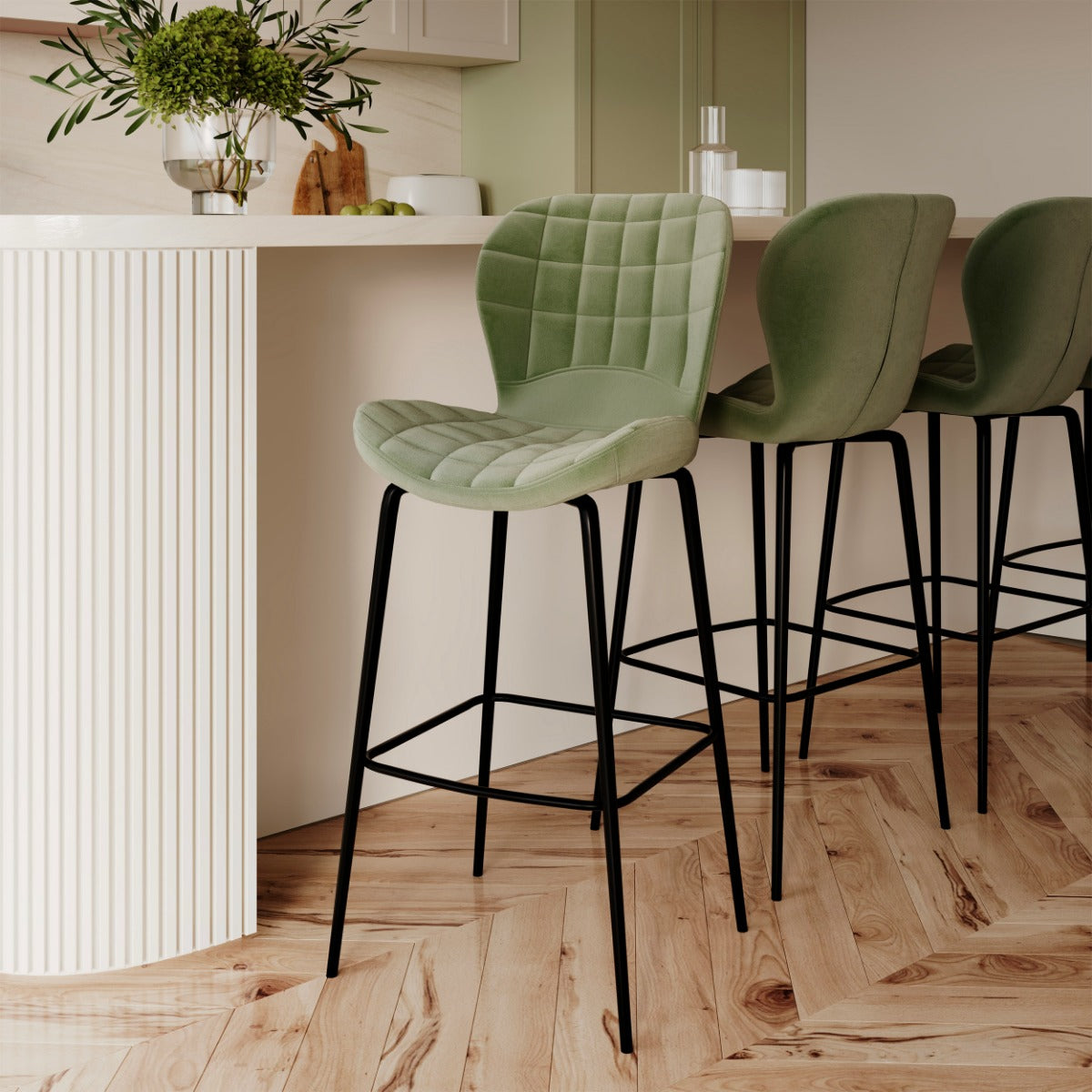 acheter chaise de bar en velours vert lot de 2 pieds en metal