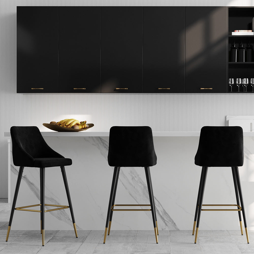 acheter chaise de bar noir en velour pieds noirs