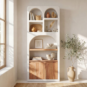 Bibliothèque Fira en plâtre blanc cassé et bois d'acacia