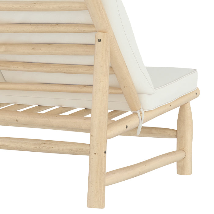 banquette de jardin en bois de teck et coussins blancs makam