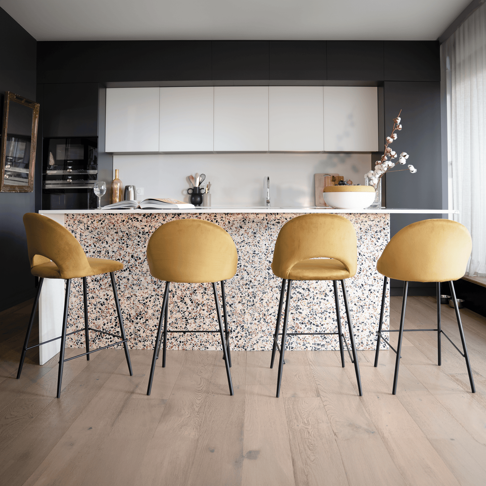 chaise de bar misty en velours jaune lot de 2 65 cm min