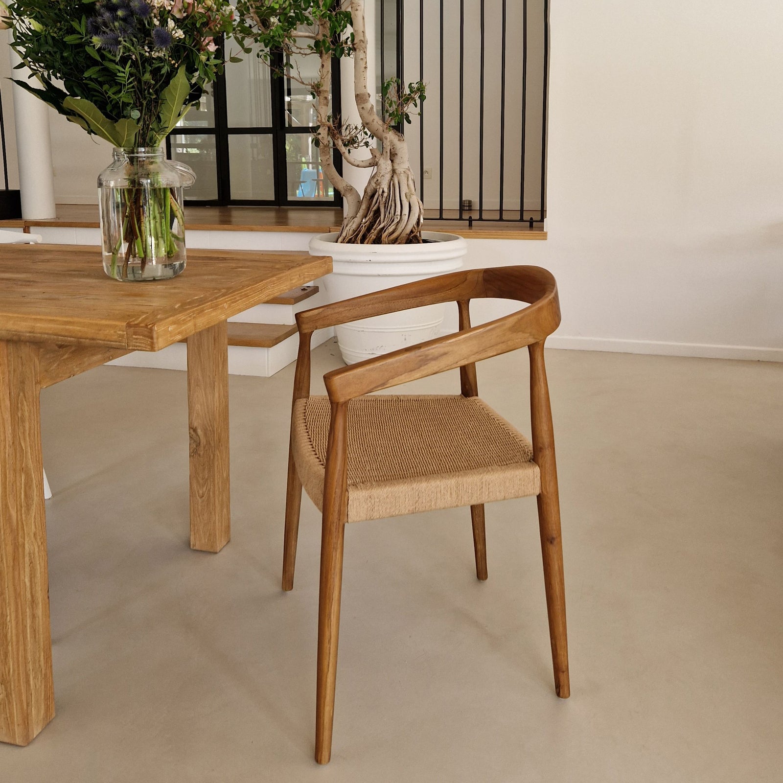 chaise en corde synthetique et bois de teck bali