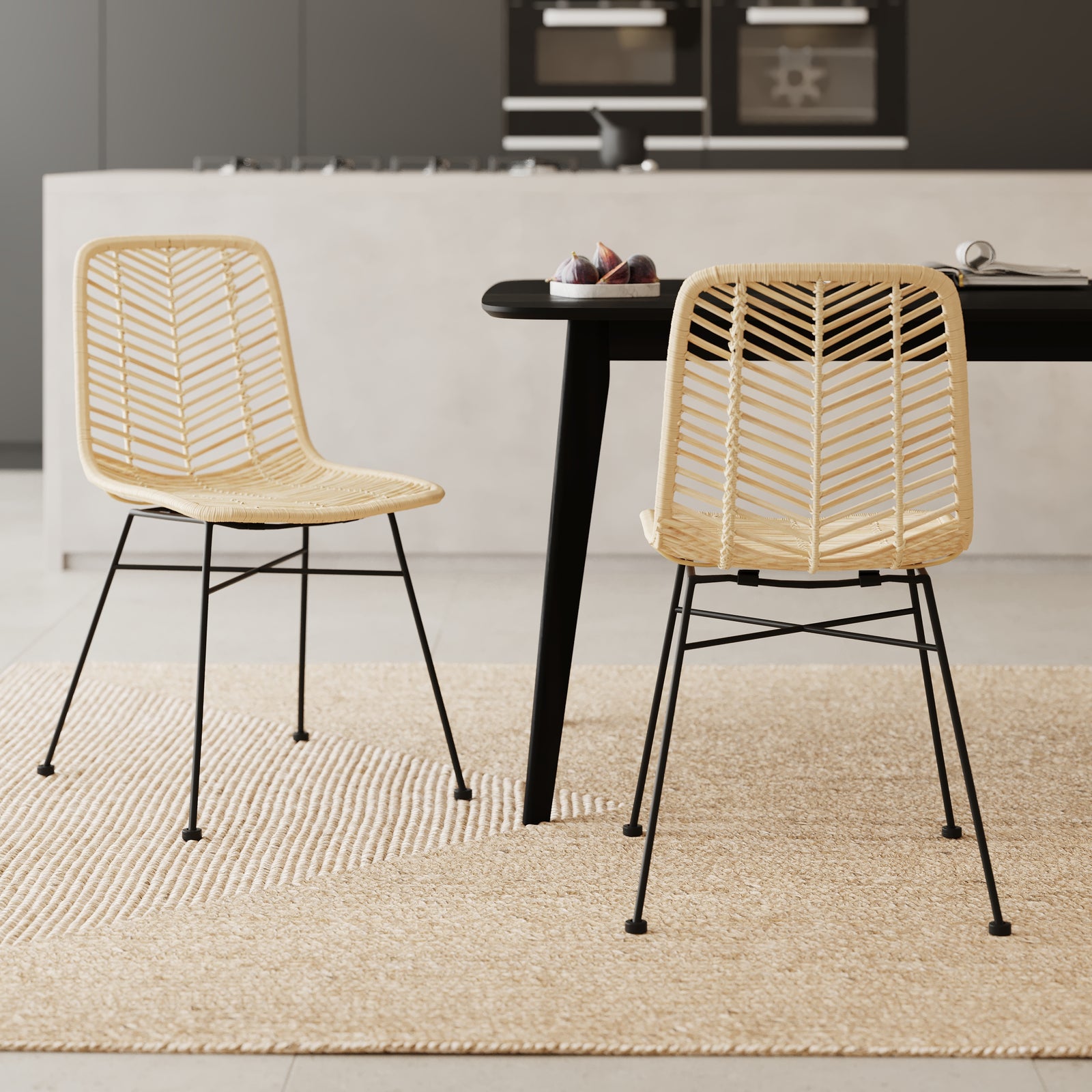 chaise en rotin naturel pieds noirs tamara lot 2