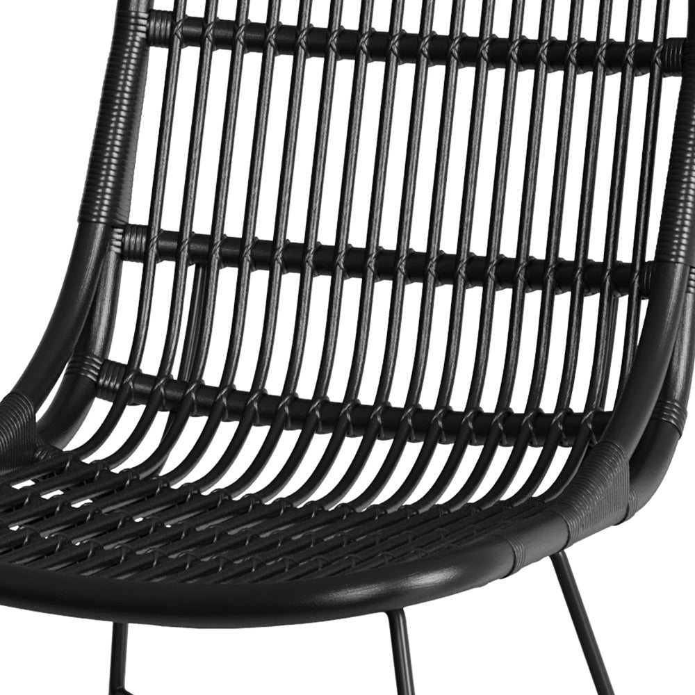 chaise noire en rotin et pieds en metal moon lot de 2