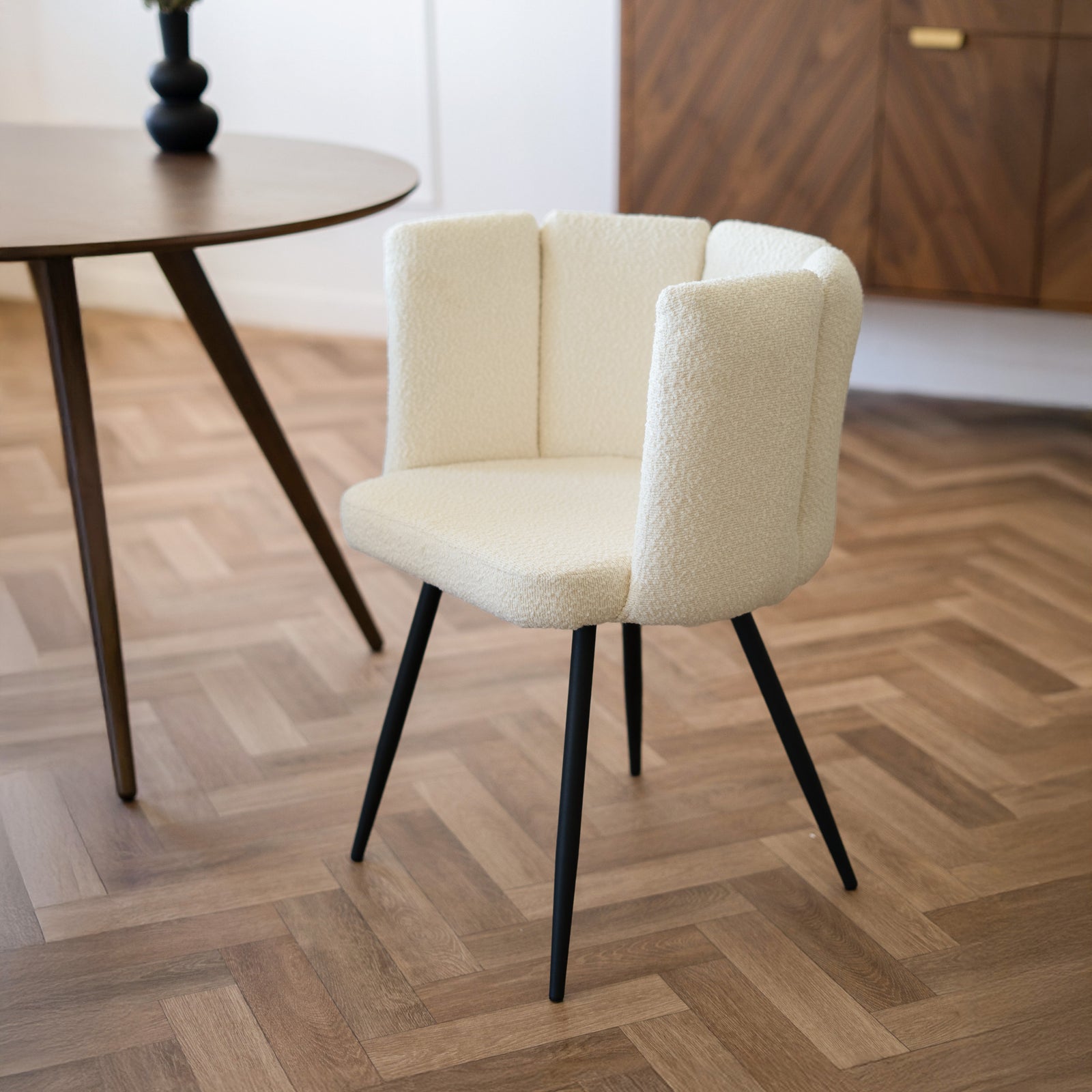 cosette_chaises_art_deco_vue_profil