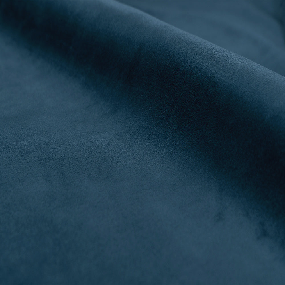 fauteuil en velours bleu