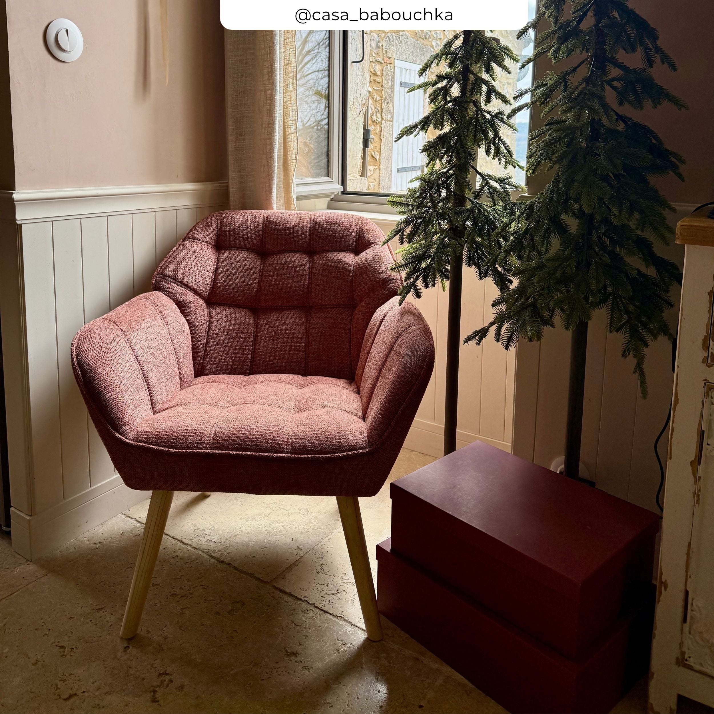 Fauteuil Simba en tissu rouge ancien