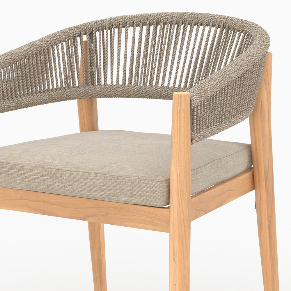 izia chaise de jardin tissu beige et bois acacia fond beige