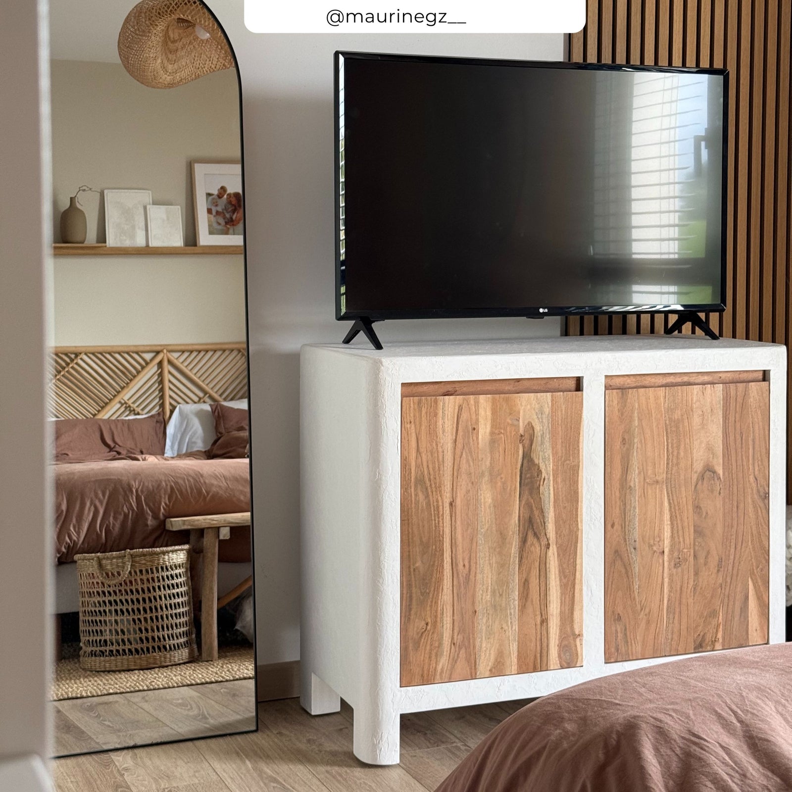 joli buffet blanc et bois