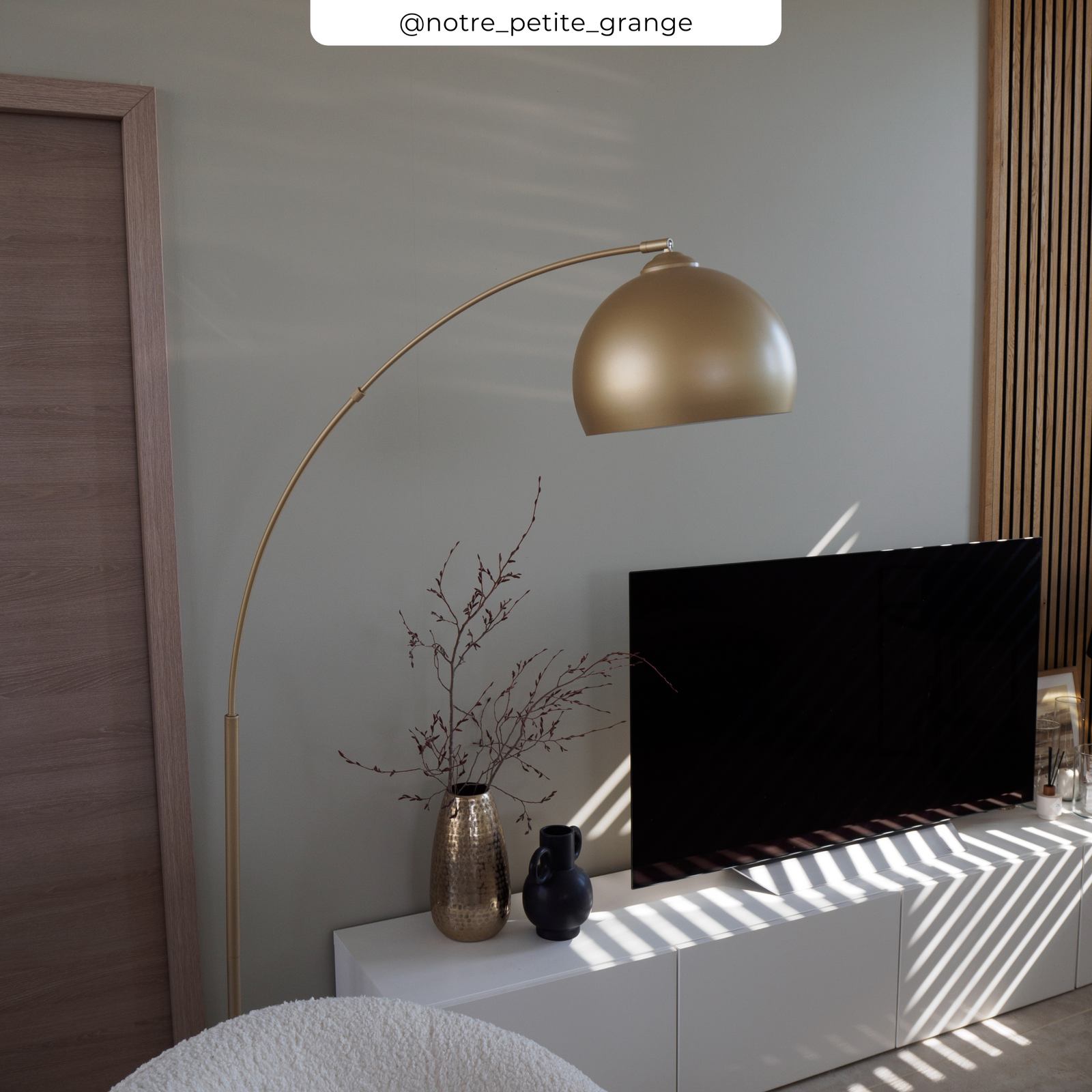 lampadaire en metal couleur laiton dinard