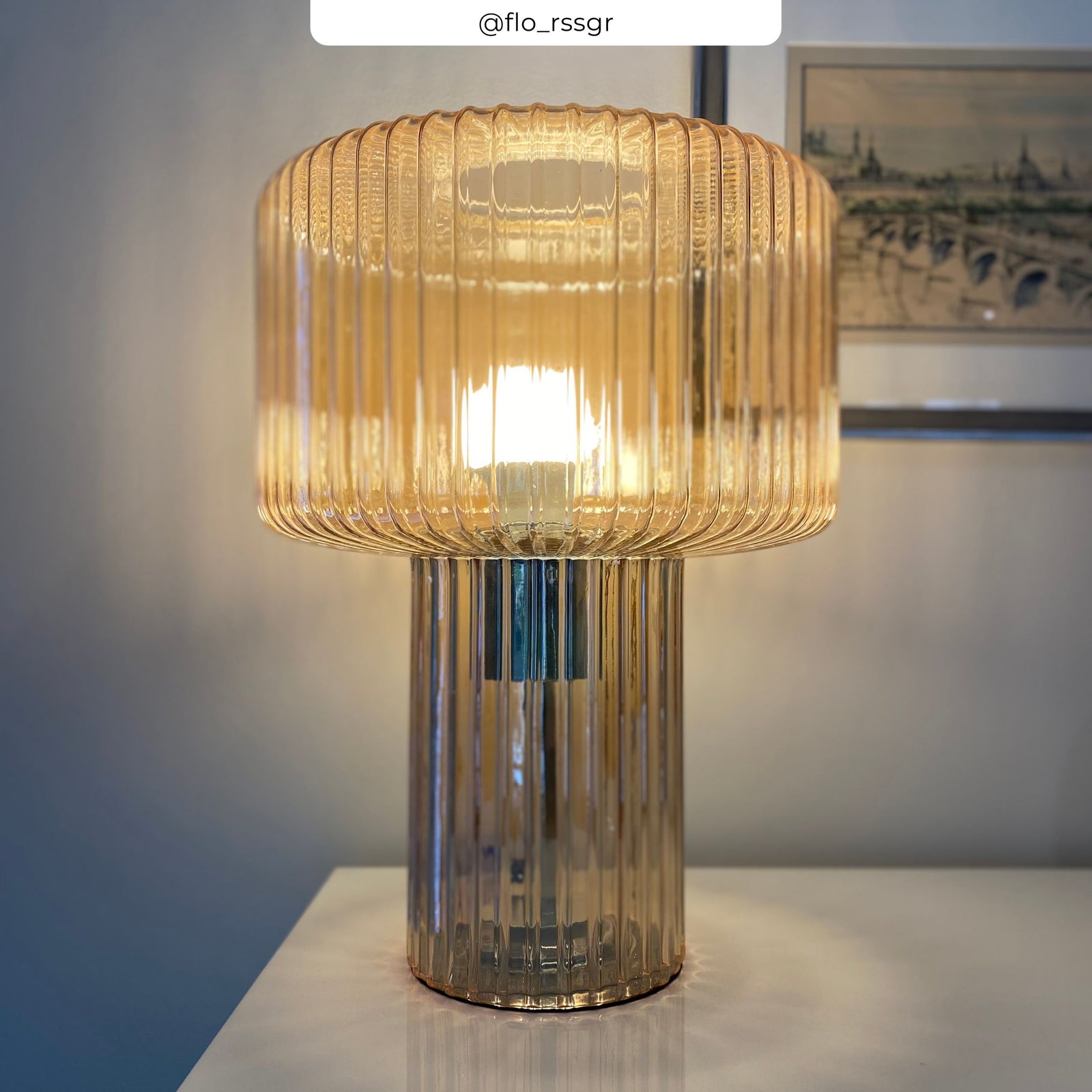 lampe a poser verra en verre cannele