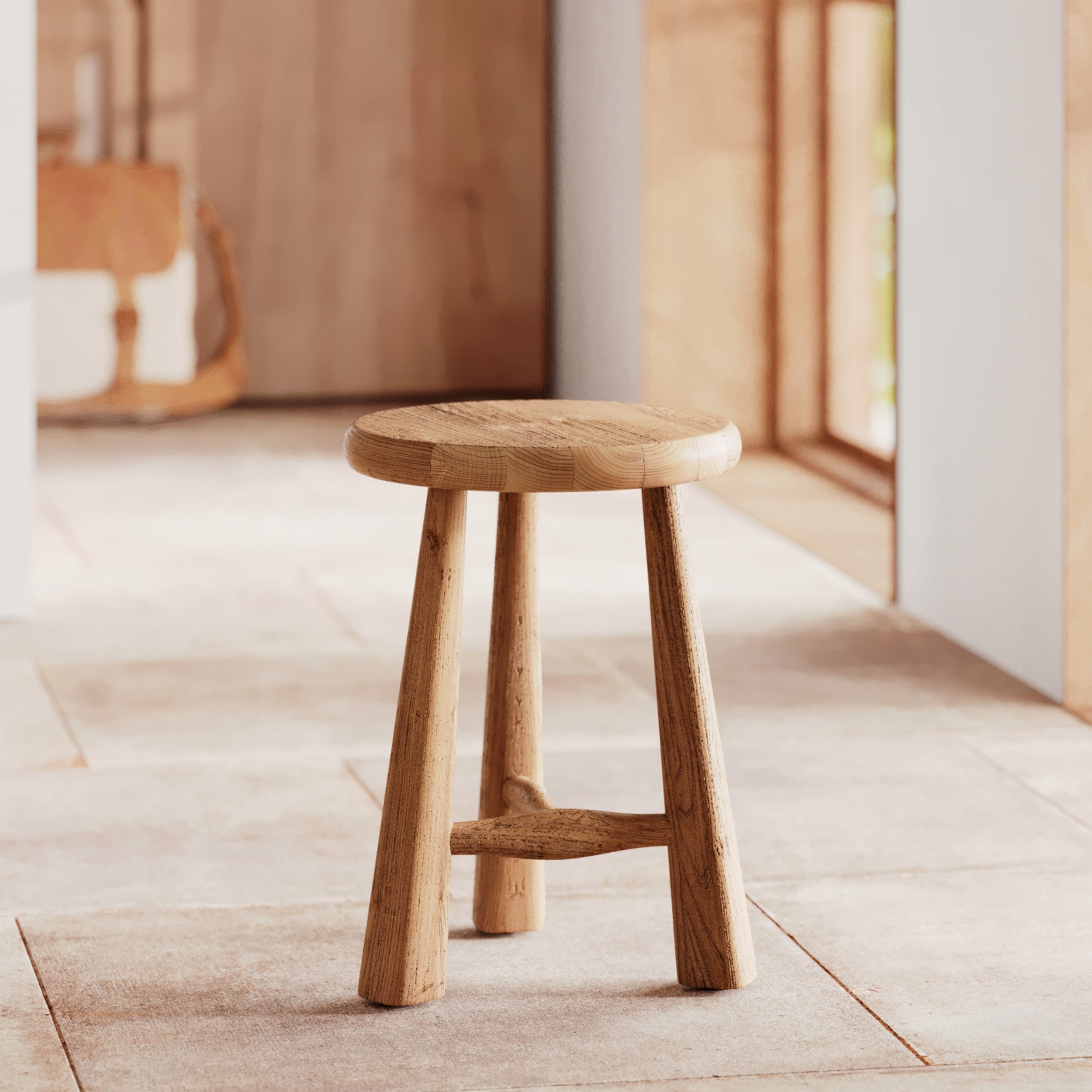 petit tabouret en bois d orme toby