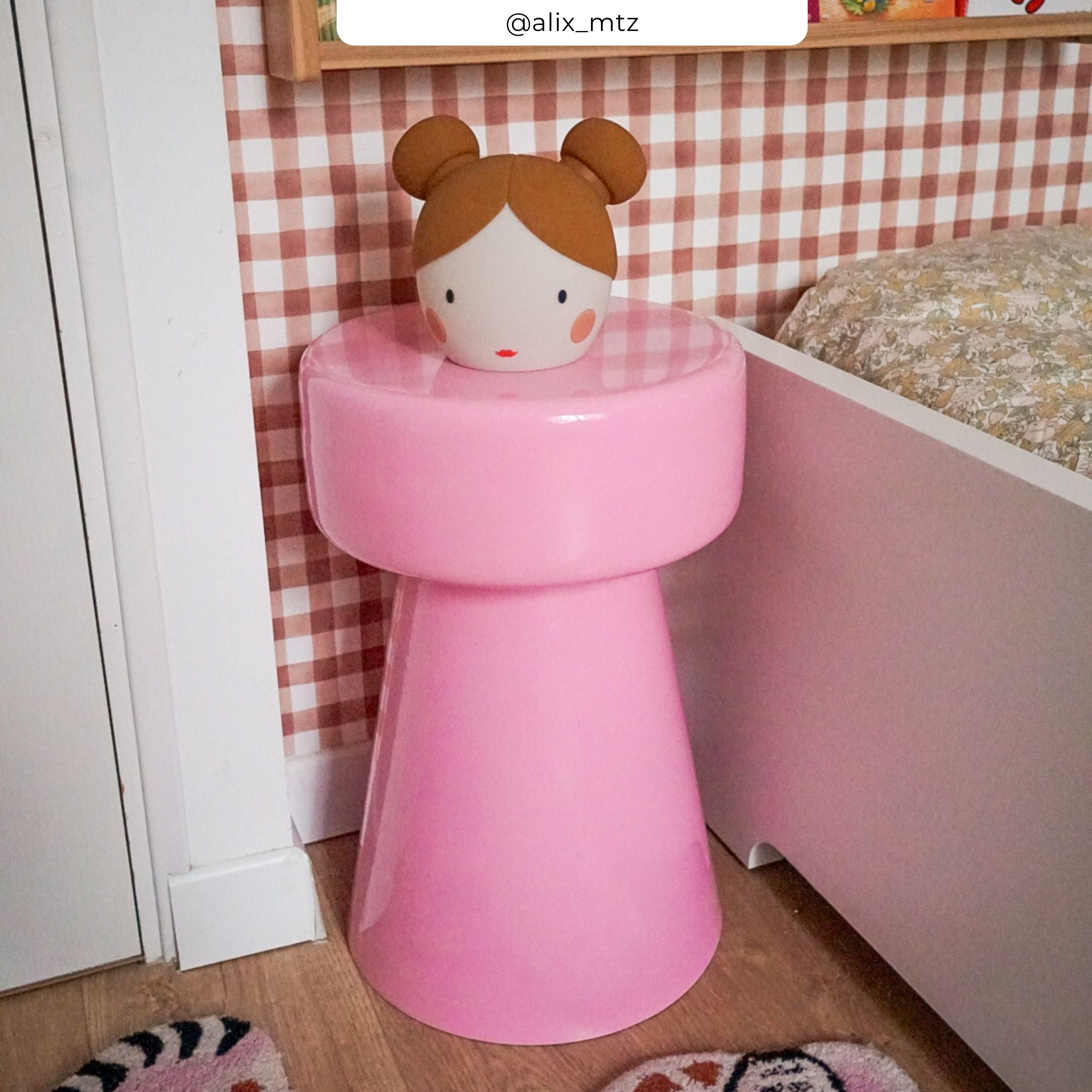 Table d'appoint Athéna en métal rose D30 cm