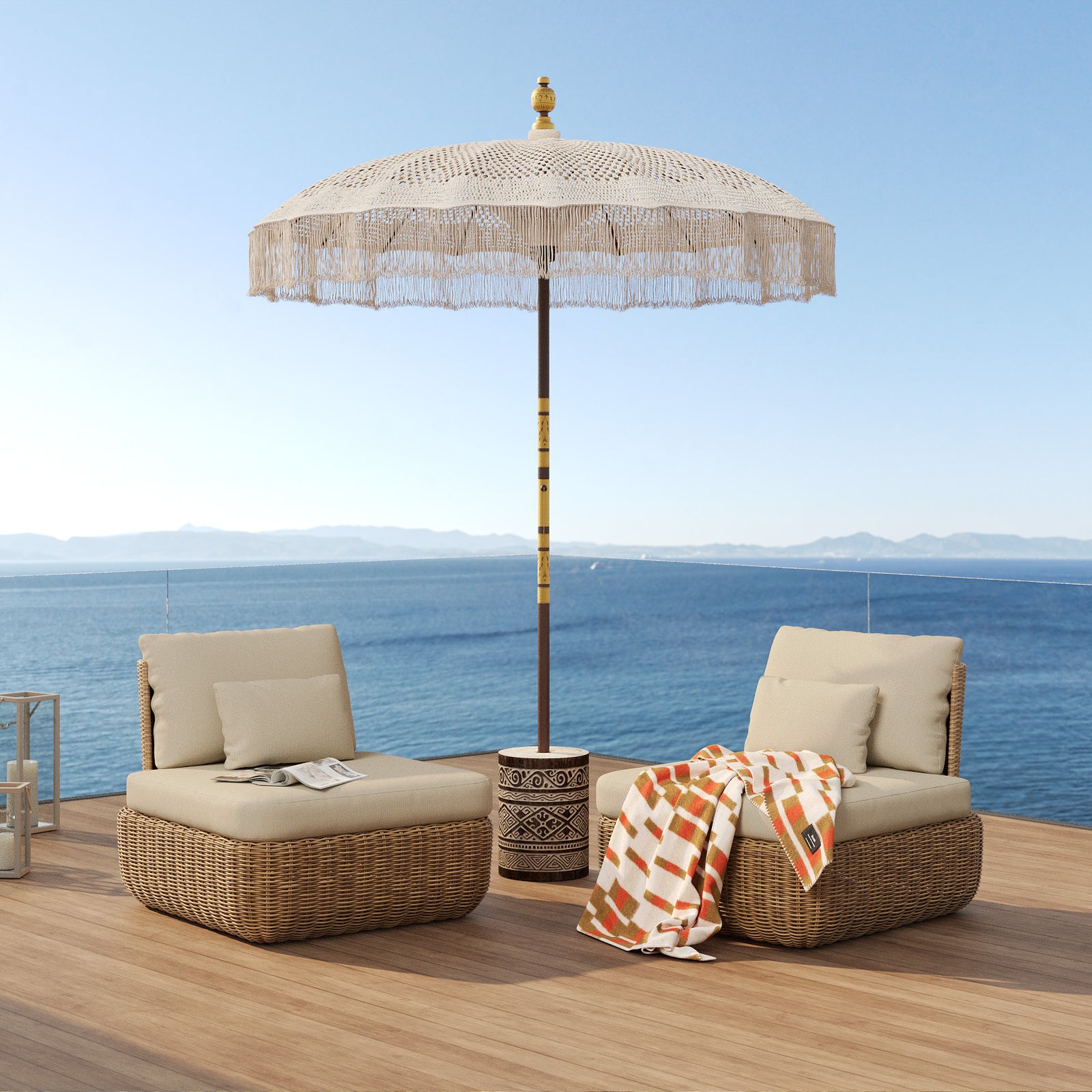 pied de parasol rond bois et gravures blanche taga