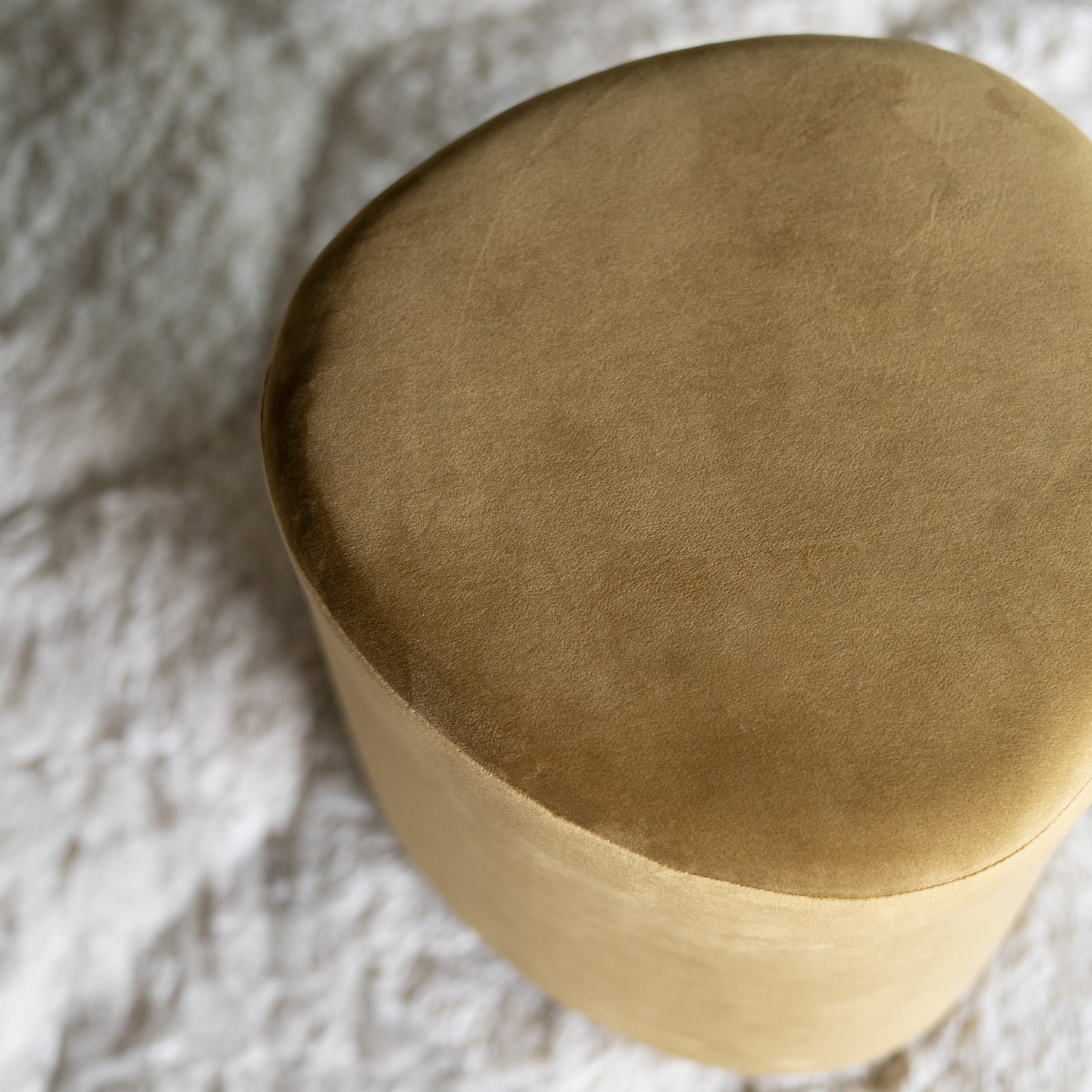 pouf velours jaune emmy