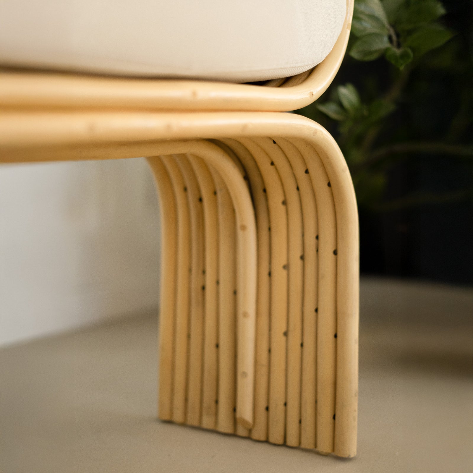 rdv deco petit tabouret rotin et beige