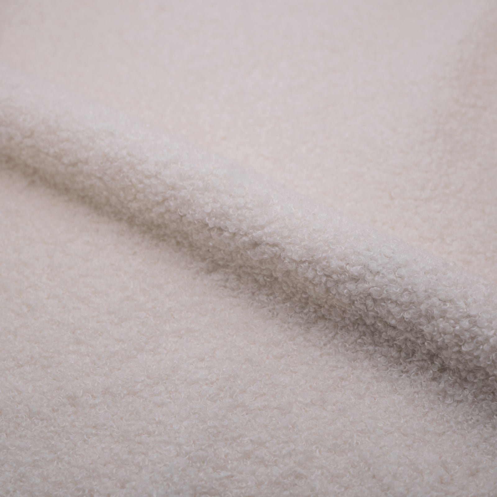 simba fauteuil tissu boucle blanc table basse