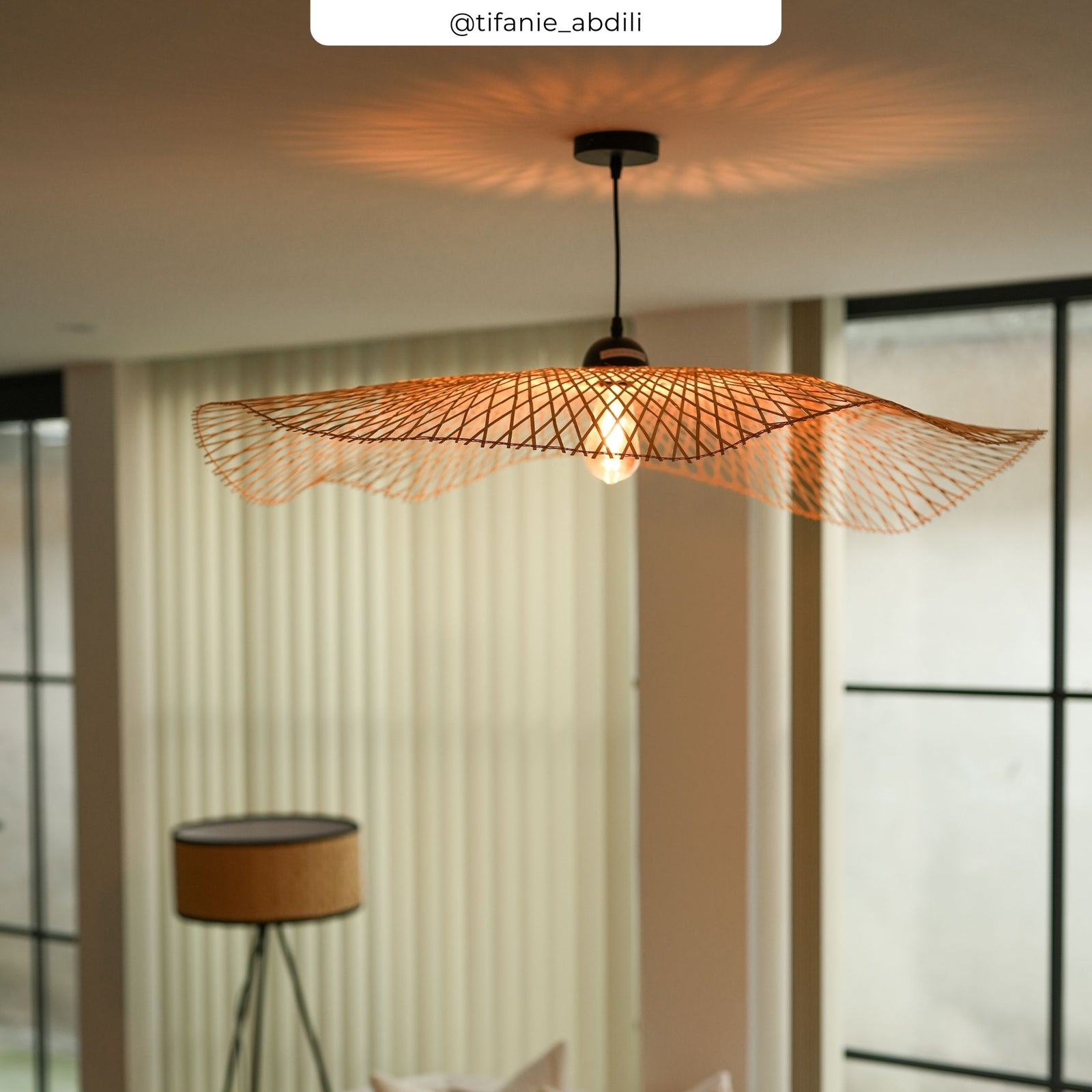 suspension en bambou 100 cm fil noir jipi