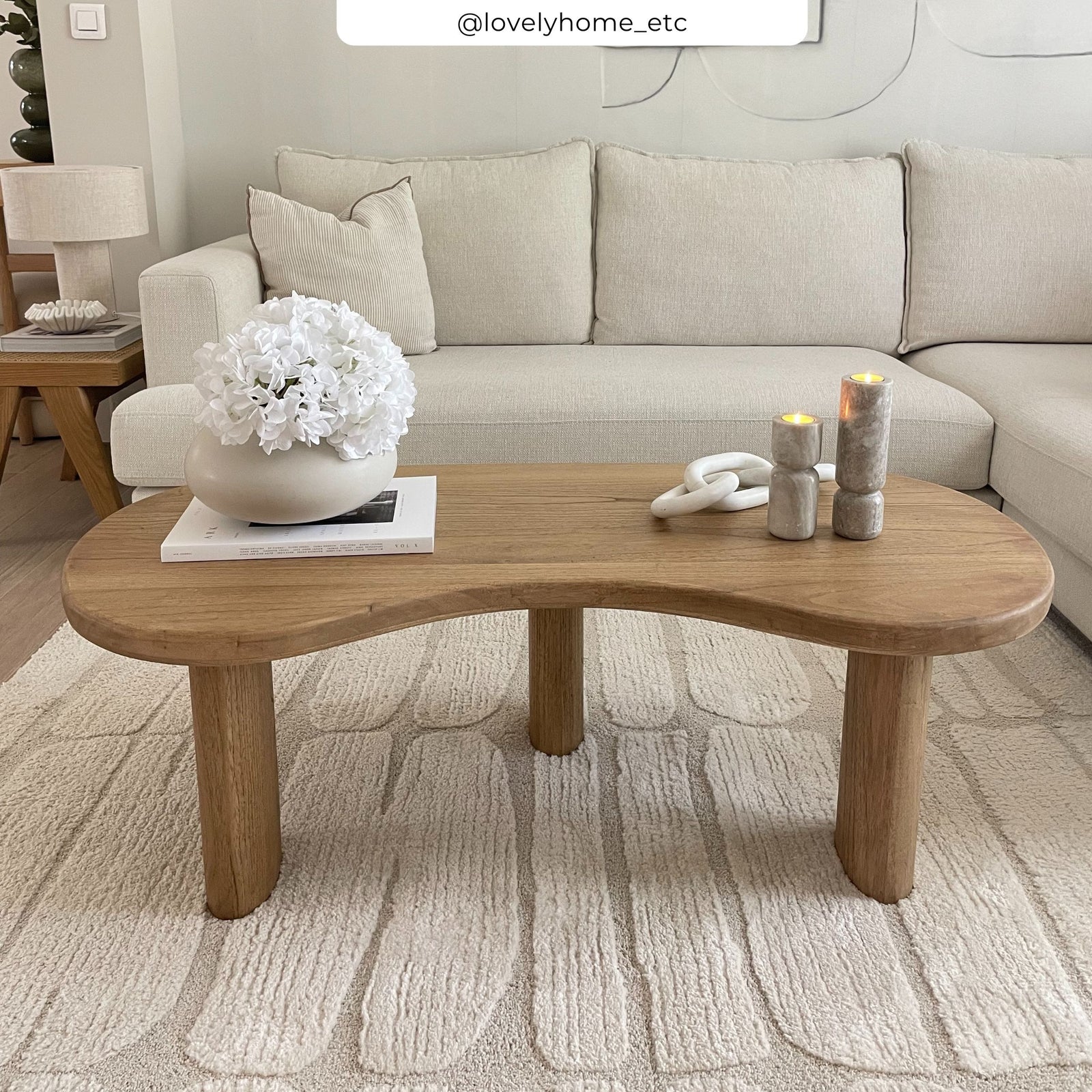 table basse oraganique brandan bois massif rdv deco arrondie