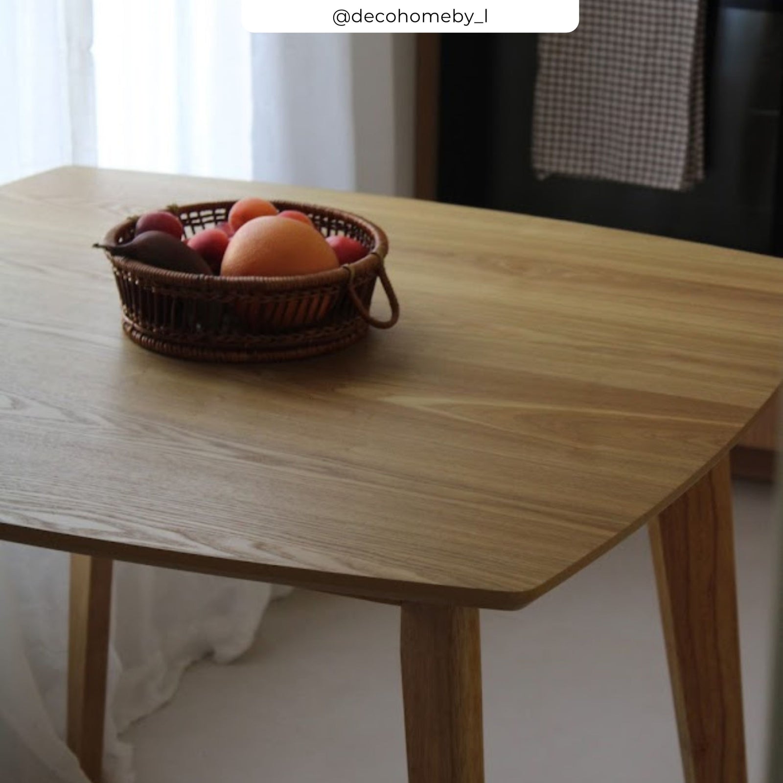 table carre julio bois clair 90 cm rdv deco