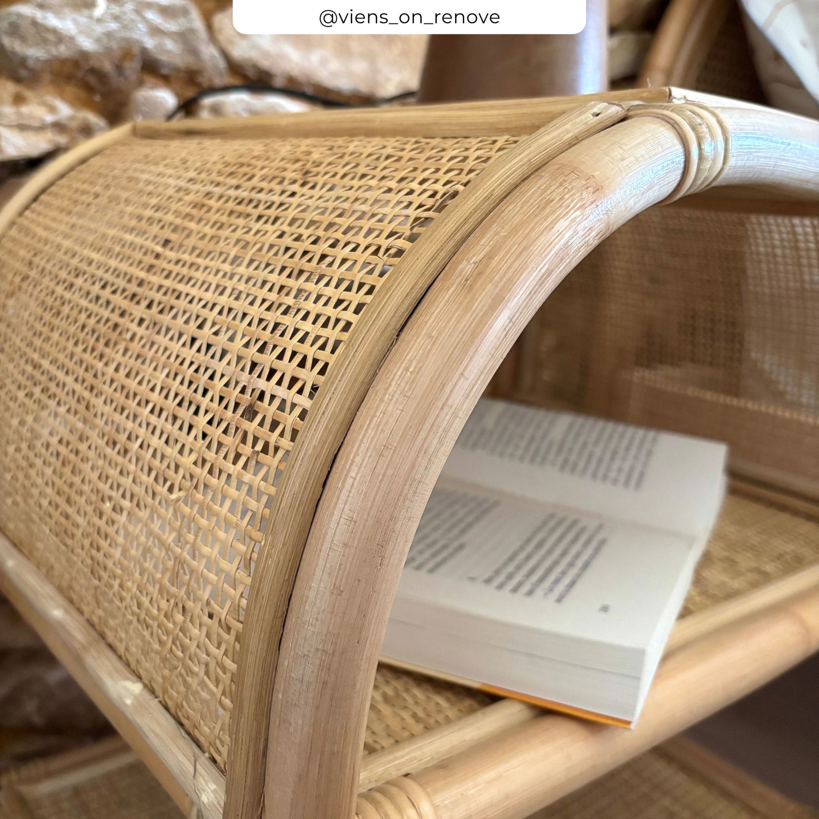 table de chevet gaspy en bois et rotin etagere