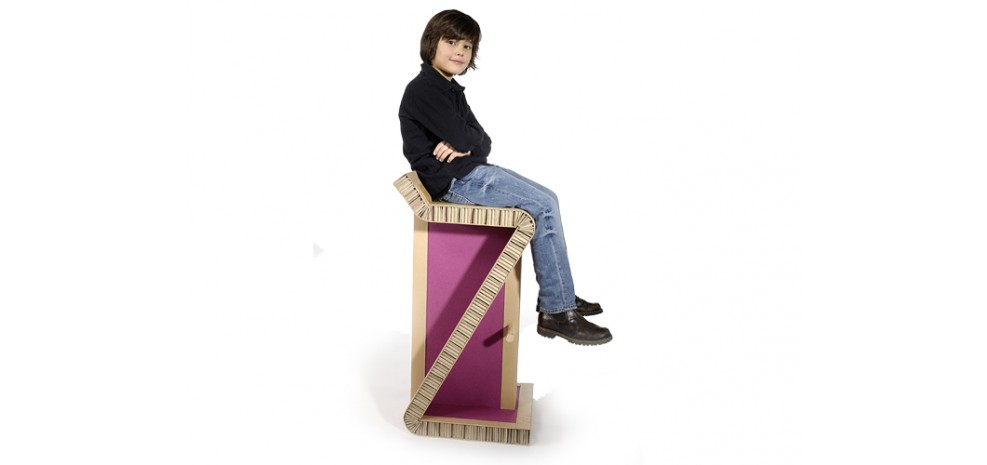 tabouret en carton écologique et design